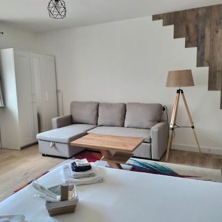 Woippy Chambre Privee 23M - Canape Lit - Wifi - Appart 120M المظهر الخارجي الصورة
