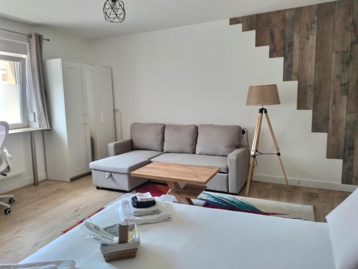 Woippy Chambre Privee 23M - Canape Lit - Wifi - Appart 120M المظهر الخارجي الصورة